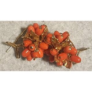 Judith McCann Vintage Wingback Earrings Orange Coral Berry Cluster Gold Tone